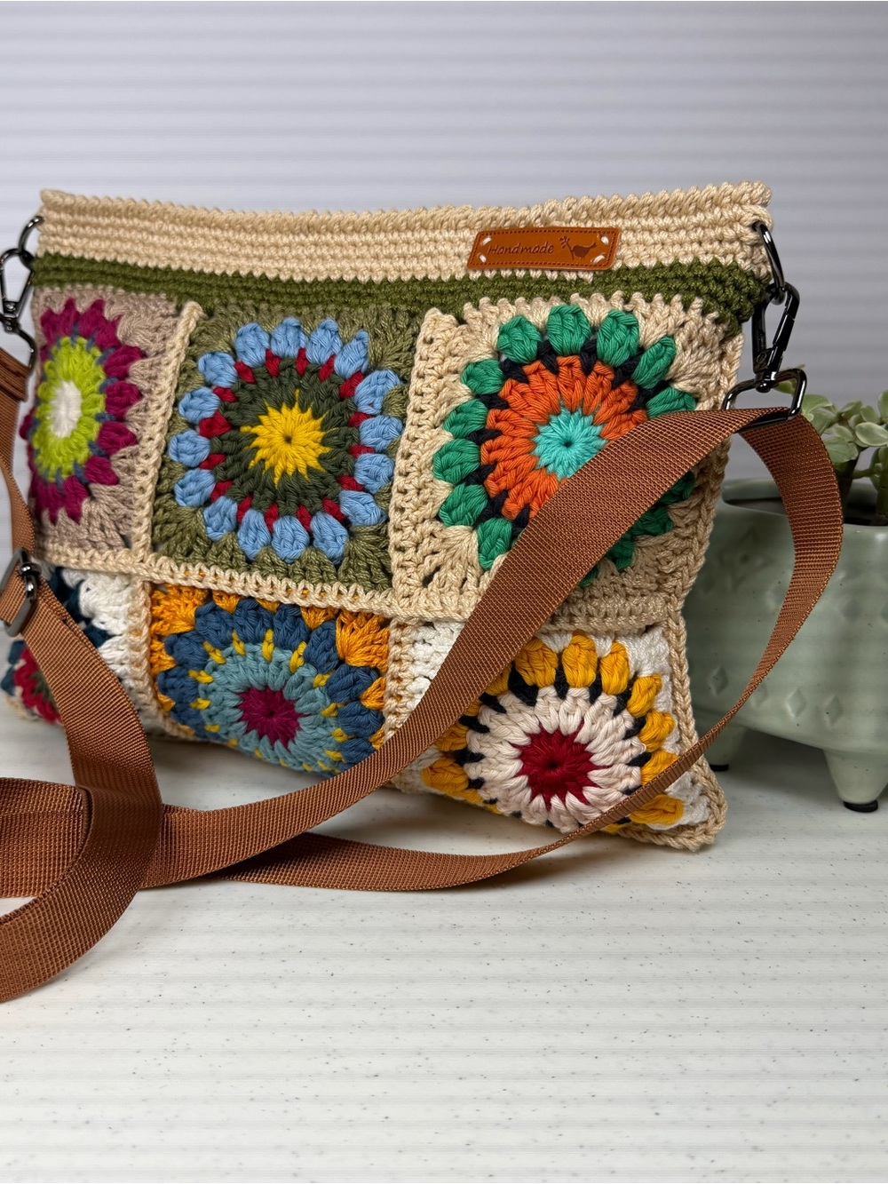 Crochet Granny Square Crossbody Bag Lined Zipper Strap